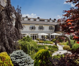 Podróż do Katowic? Postaw na hotel, który rozumie biznes