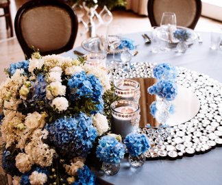 Ślubne dekoracje w stylu luksusowego Lazurowego Wybrzeża