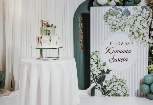 Ścianka do pamiątkowych zdjęć z komunii
