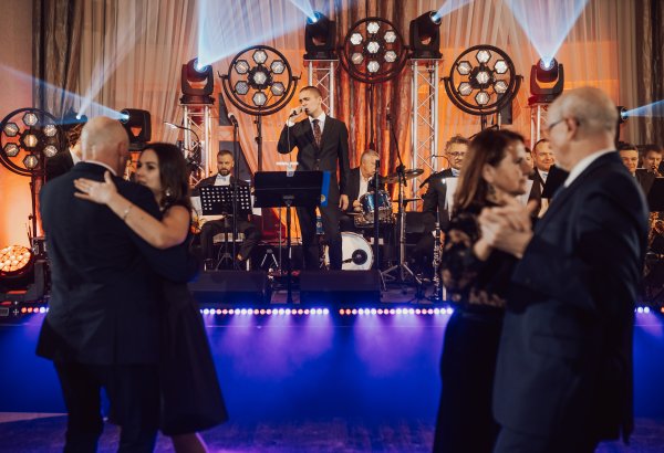 Scenografia i światło epoki