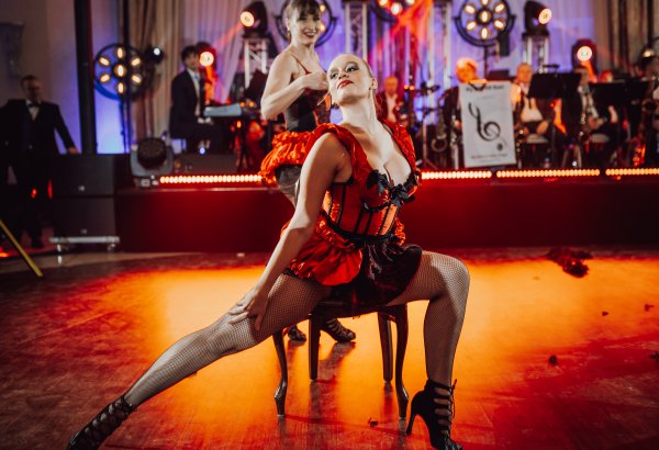 Pokazy taneczne: Rubinowe Rewie