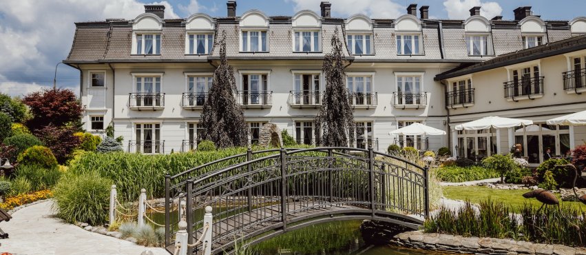 Podróż do Katowic? Postaw na hotel, który rozumie biznes