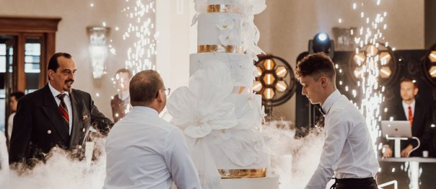 Za kulisami rezydencyjnej cukierni – słodki podpis luksusu