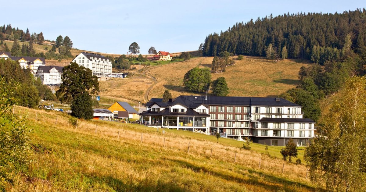 Oficjalna strona aparthotelu Czarna Perła