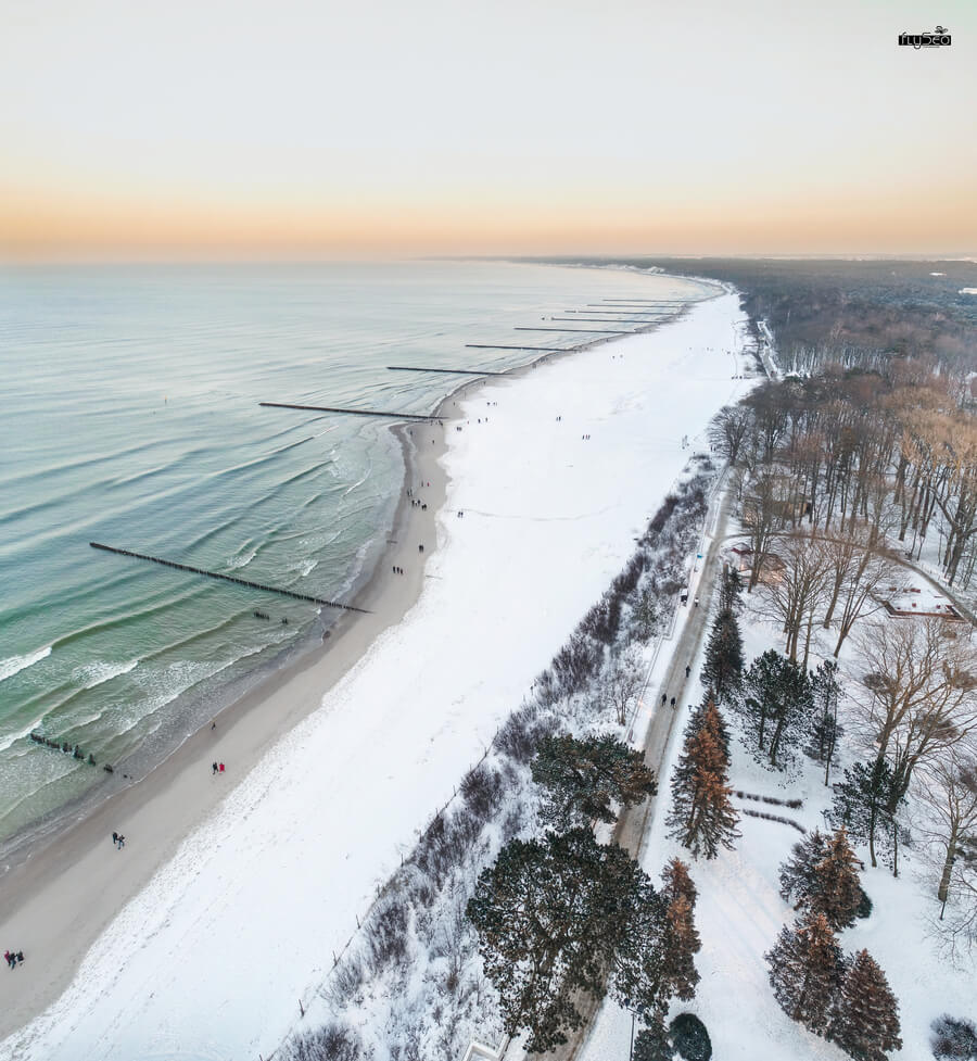 Morze Bałtyckie zimą – Słowiński Park Narodowy w zimie