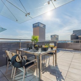 Penthouse z 2 sypialniami i tarasem