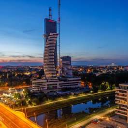 Penthouse z 2 sypialniami i tarasem