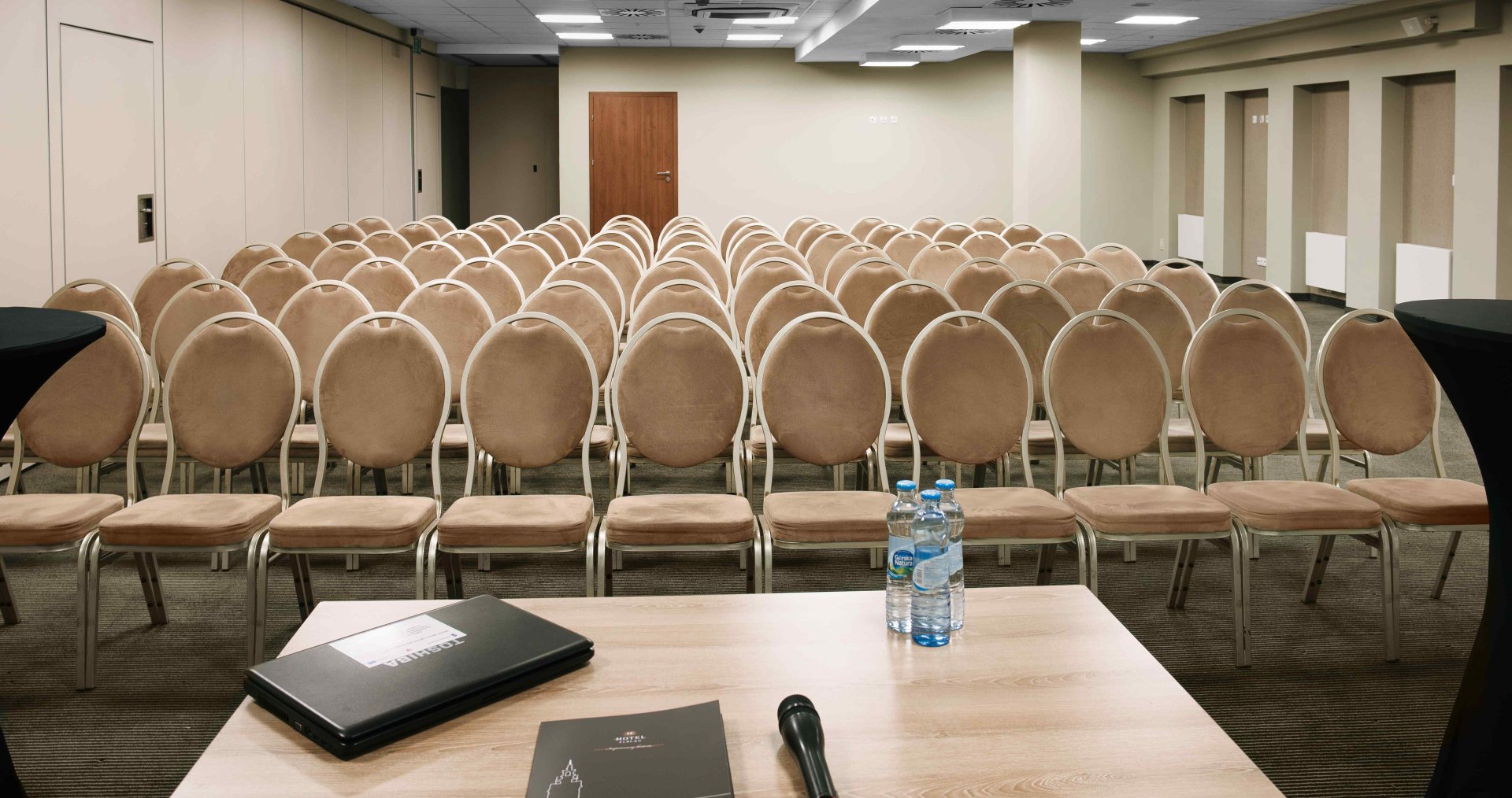 Spacious conference centre