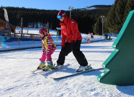 Szkoła narciarsko-snowboardowa Czarna Góra