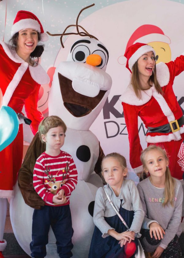 Mikołaj z prezentami