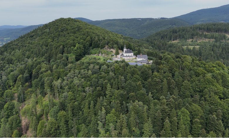 Międzygórze: Wodospad Wilczki i Sanktuarium na Iglicznej