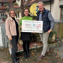 Spendenübergabe an Kinderhospiz