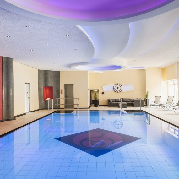 Bathing, swimming, relaxing