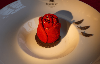 Lutowa karta dań w Restauracji Regiment - hołd dla finezji kuchni francuskiej