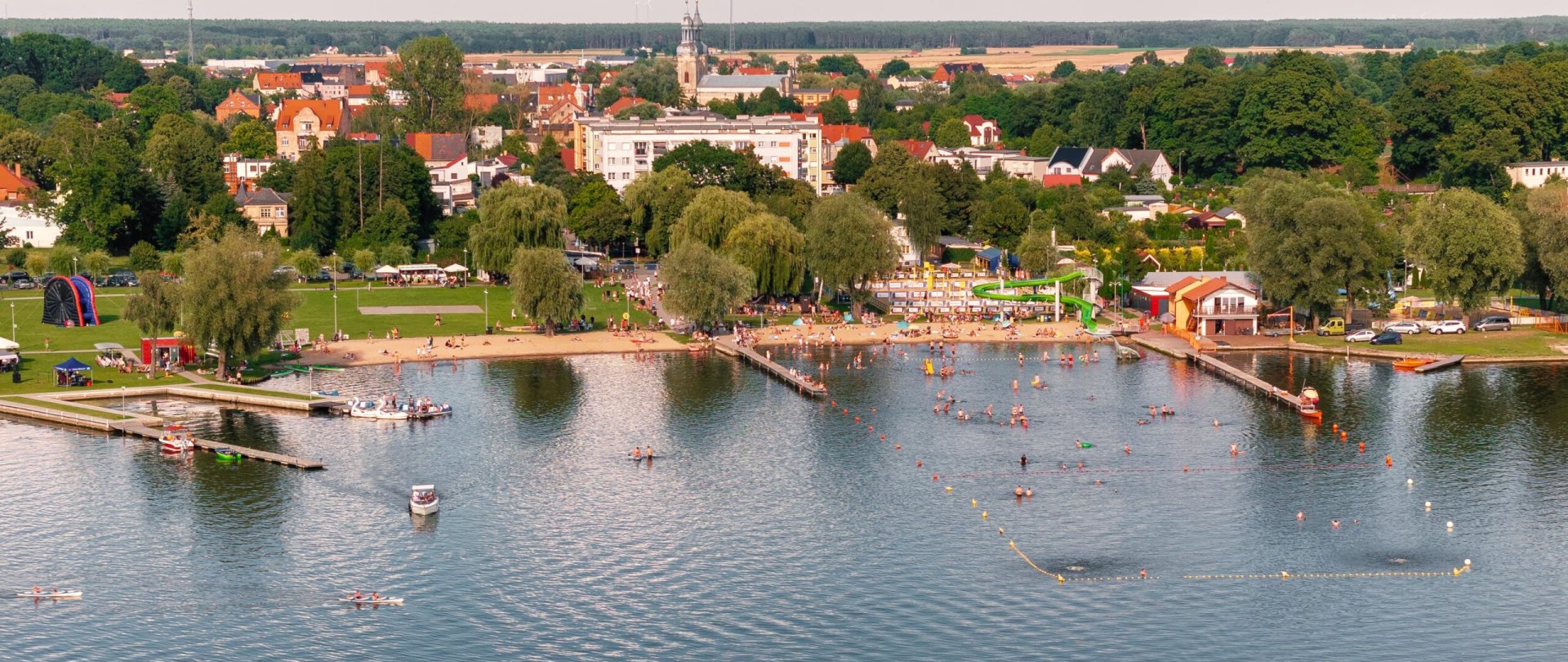 Plaże i jeziora