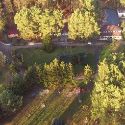 COTTAGES AND SUMMER HOUSES