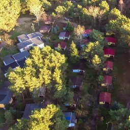 COTTAGES AND SUMMER HOUSES