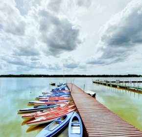 Przystań żeglarska i "Marina"