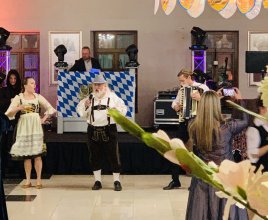 Jak zaplanować atrakcje na imprezę firmową?