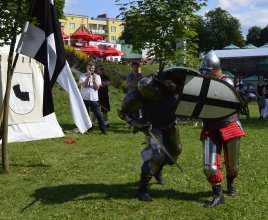 Piknik firmowy zorganizuj go w Zamku na Mazurach