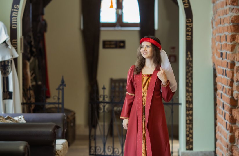 Knight's Feast - an extraordinary journey through time