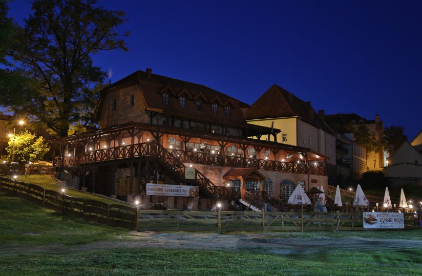 Przedświąteczna Promocja w Gościńcu Ryński - 30% KARTA MENU/BAR