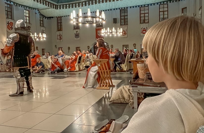 Knight's Feast - an extraordinary journey through time