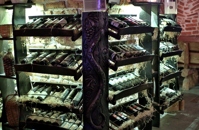 Night Club / Winiarnia