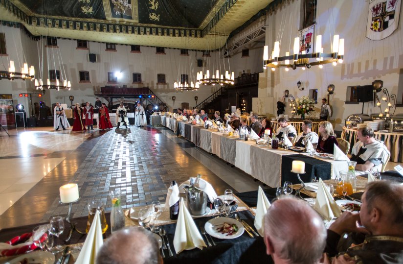 Biesiada rycerska - niezwykła podróż w czasie